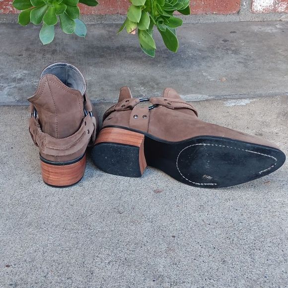 GREYCITY Sued Boots - Picture 3 of 5